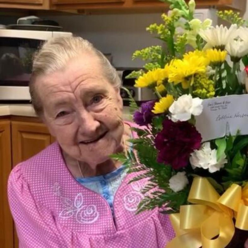 Bobbie Jean Hebert - Photo 3