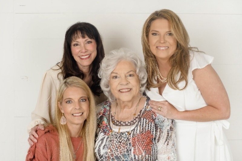 Judy Kay McCarty - Photo 8