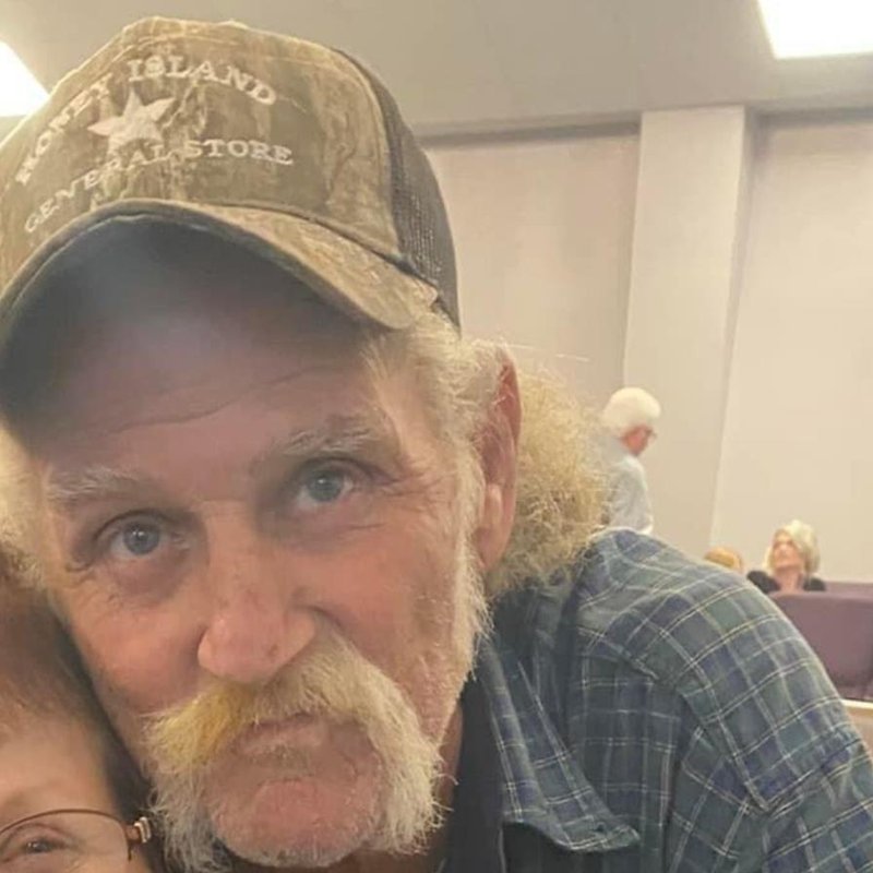 Curtis Gene Moss - Photo 2