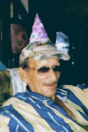 Kenneth Michael Wallace - Photo 2