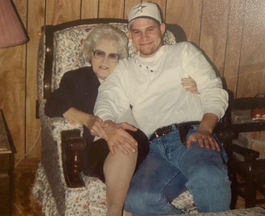 Lorayne June Telford - Photo 4