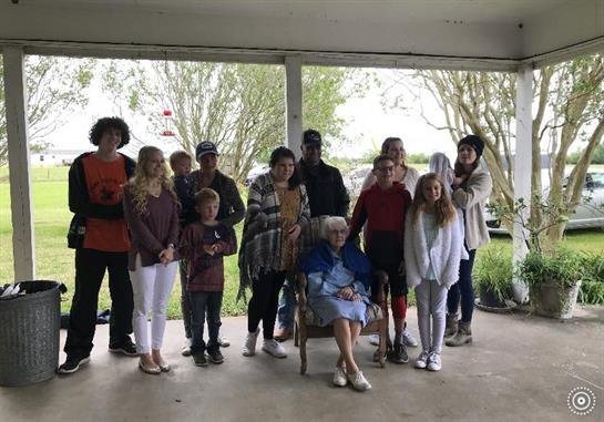 Lorayne June Telford - Photo 11