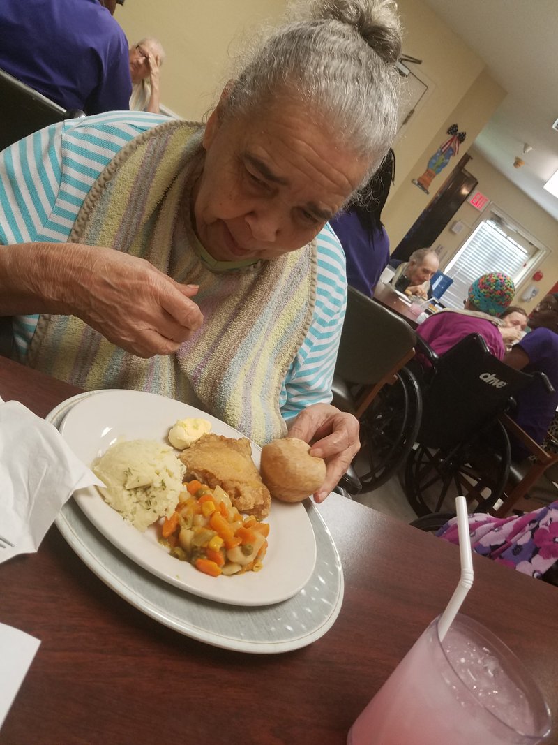 Lucile Marie Gradney - Photo 8