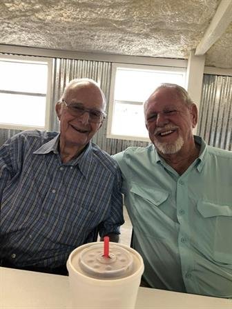 Billie Bruce Lockhart - Photo 2