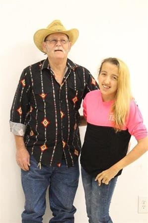 Dennis Wayne Hunt - Photo 4