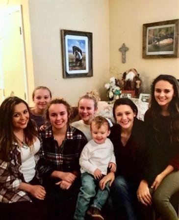 Mary Lou Shannon - Photo 3