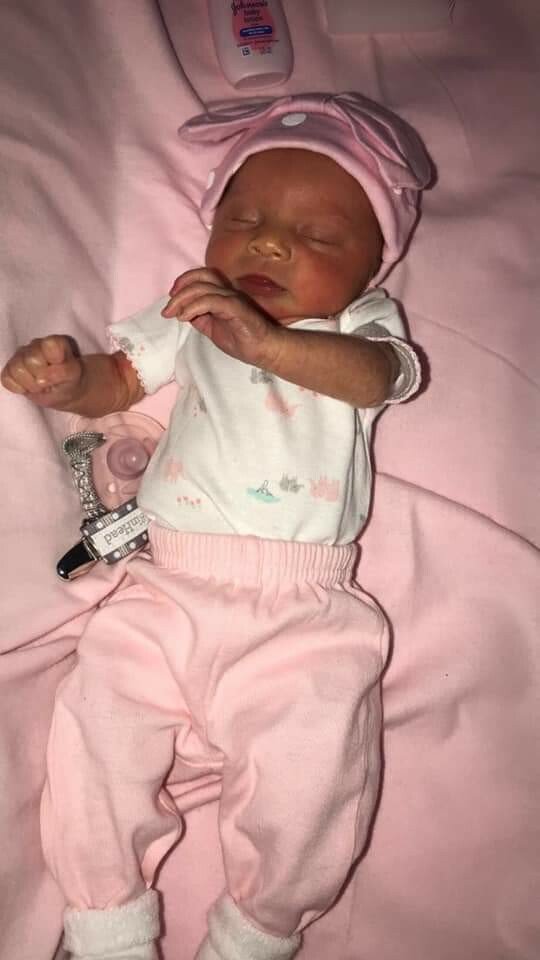 Hazel Raelynn Harwell - Photo 11