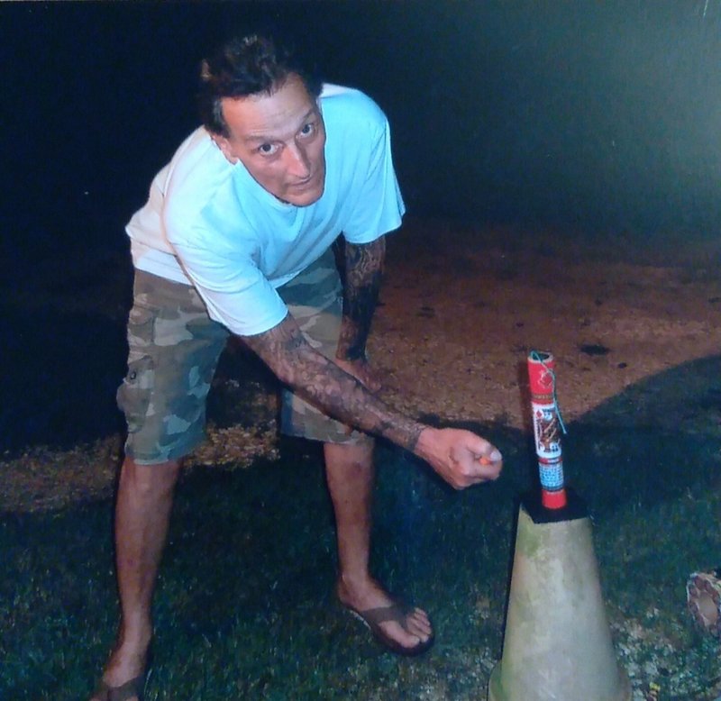 Ricky Ken Harvey - Photo 2