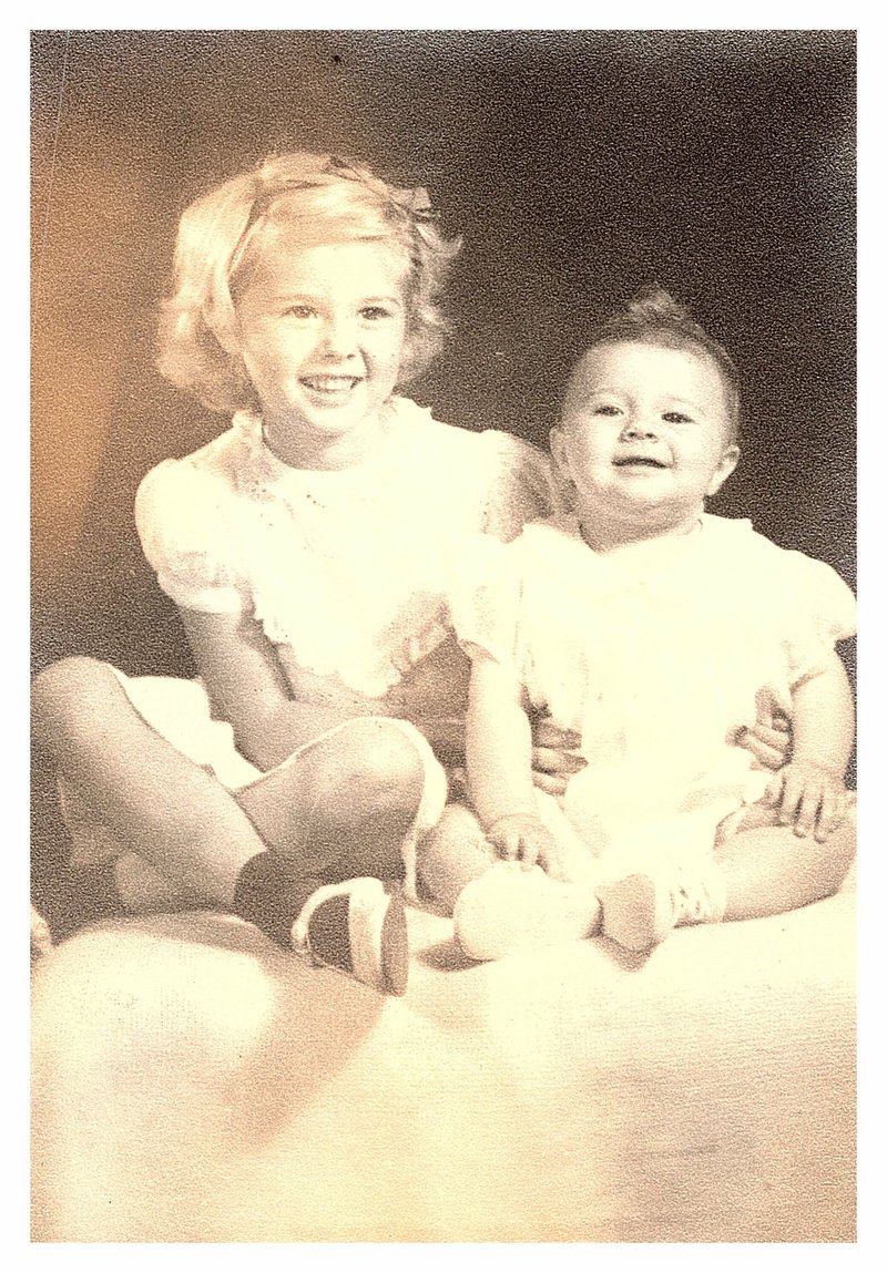 Delores Elizabeth Hall - Photo 3