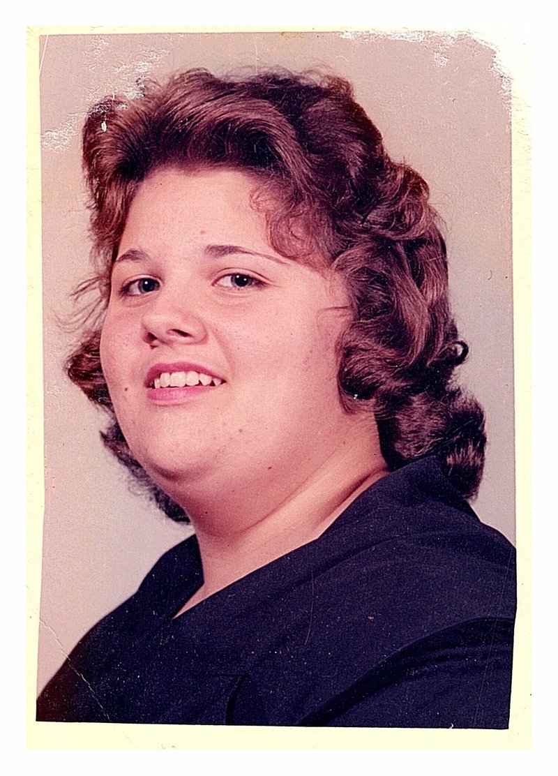 Delores Elizabeth Hall - Photo 10