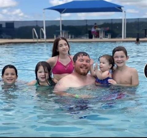 Casey James Irby - Photo 6