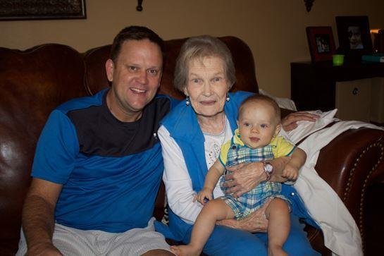 Helen Carouthers - Photo 3