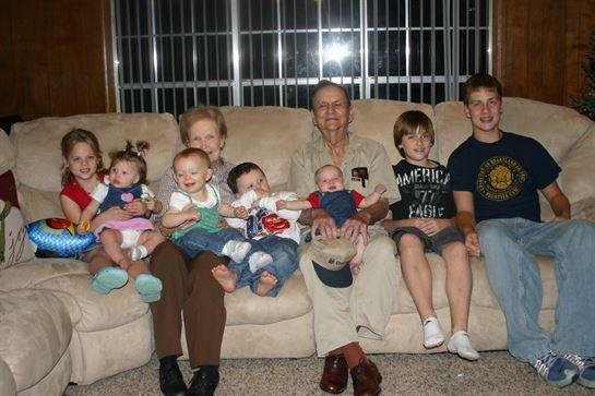 Helen Carouthers - Photo 11