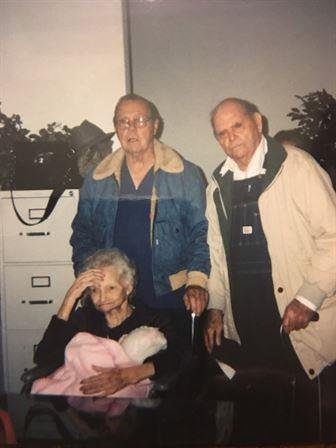 erend Alvin Leo Tomlinson - Photo 2