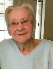 Mary Elizabeth Gray - Photo 4