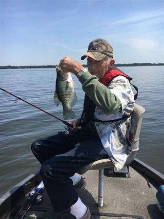 Charles Glen Huckabee - Photo 2