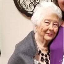 Betty Jo Wagstaff - Photo 2