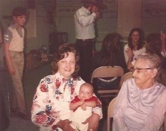 Geraldine "Jerrie" Glover - Photo 7