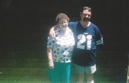 Geraldine "Jerrie" Glover - Photo 10