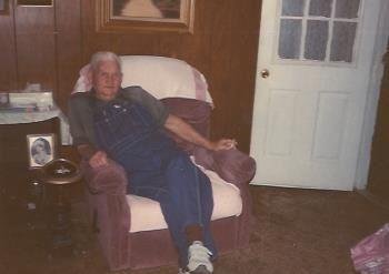 Gertie Nugent - Photo 10