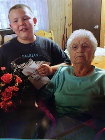 Gertie Nugent - Photo 6