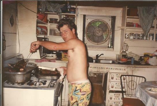 Quint Weldon Hendrix - Photo 2