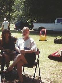 Pamela Presley - Photo 6