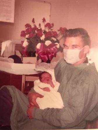 Earl Gene Zwahr - Photo 3