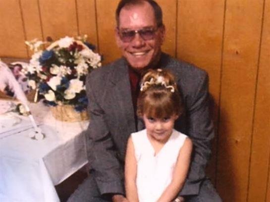 Earl Gene Zwahr - Photo 7