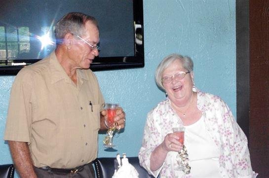 Earl Gene Zwahr - Photo 10