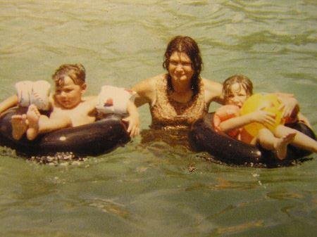 Alice BeBall Singleton - Photo 8