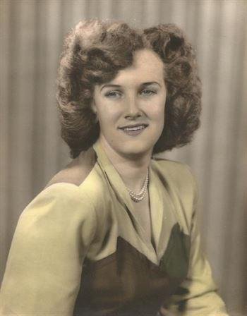 Ruby Lorraine Cryer - Photo 11