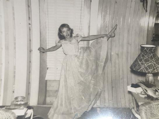 Della Mae Sims - Photo 5