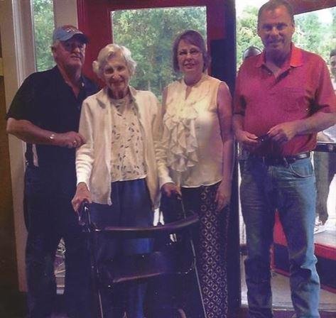 Bernice Campbell - Photo 8