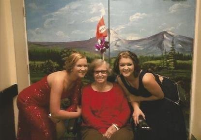 Iora Lou Guedry Dillon - Photo 3