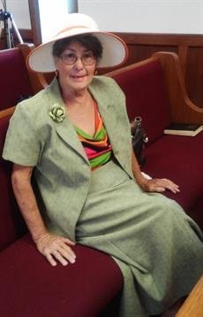 Louise Williams - Photo 5