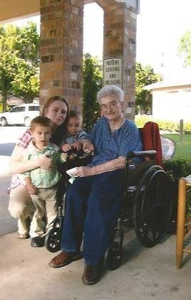 Edna Earl Bailey - Photo 6