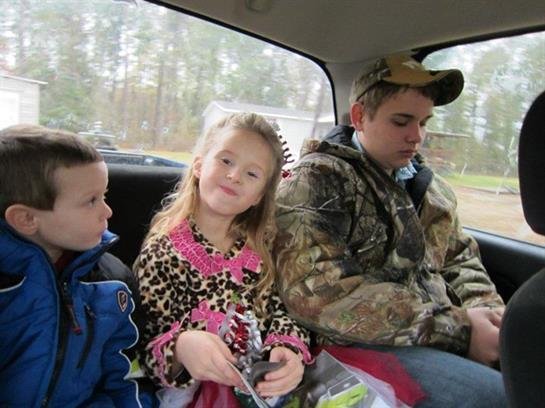 Robert Douglas Moore - Photo 2