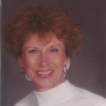 Elizabeth Jo Riley - Photo 2