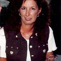 Elizabeth Carol Hunt - Photo 2