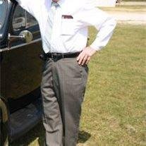 erend R.T. Gray - Photo 2