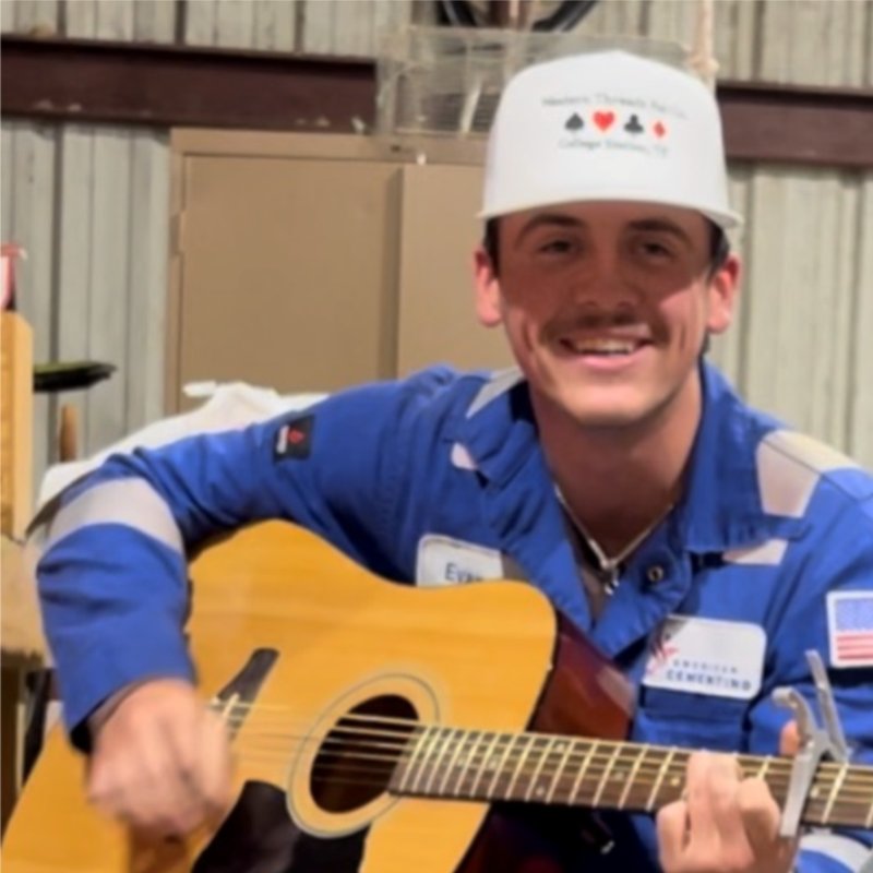 Evan Ross Cotten - Photo 6