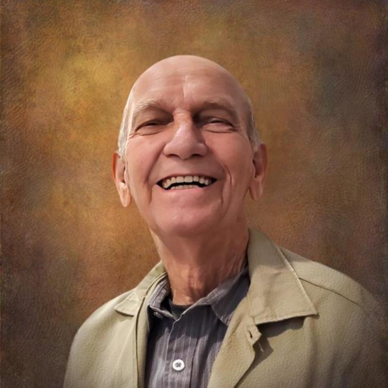 Lowell Lewis Howell - Photo 3