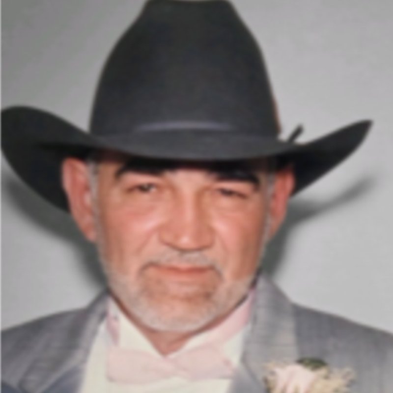 Roy Dennis Y'Barbo - Photo 2