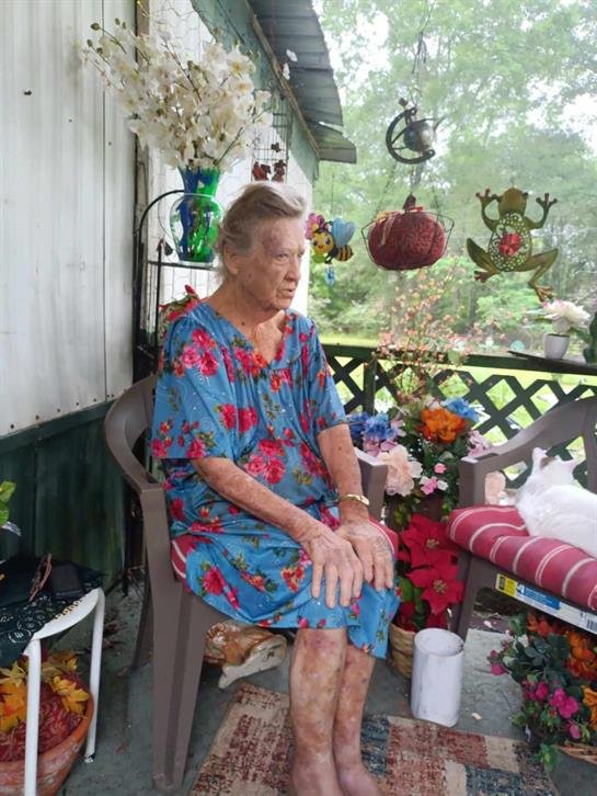 Linda Carol LeNormand - Photo 6