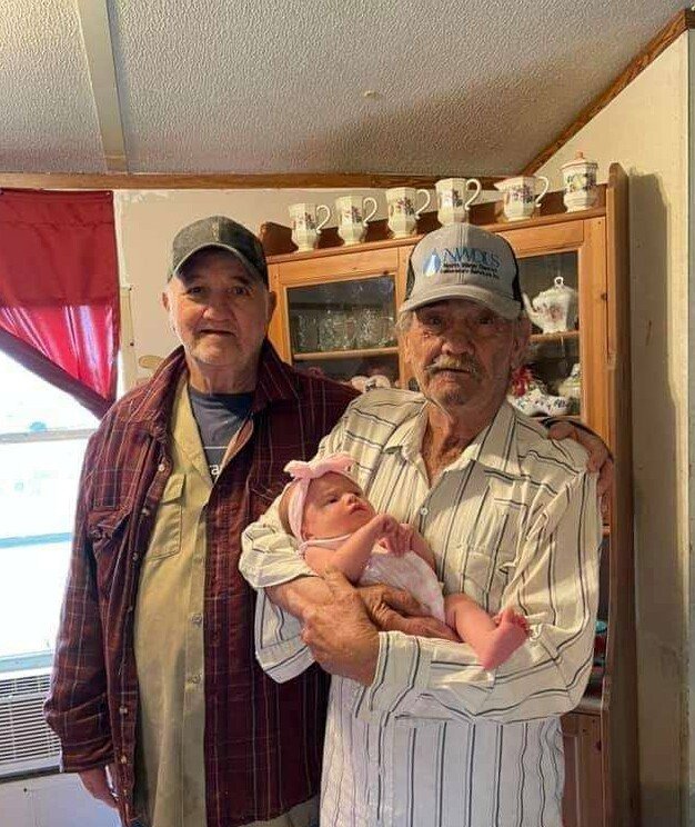 JD Ainsworth - Photo 5