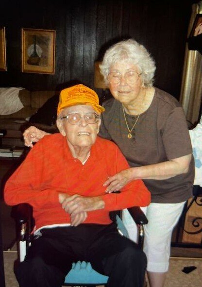 Ruth Tomlinson - Photo 9