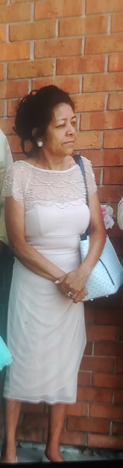 Bertha Castillo Martinez - Photo 8