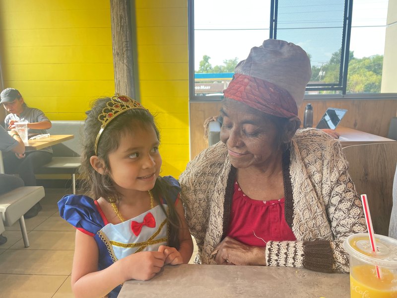 Bertha Castillo Martinez - Photo 6