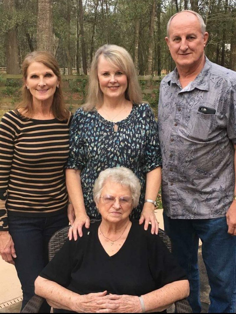 LaDonna Jeanne Alford - Photo 8